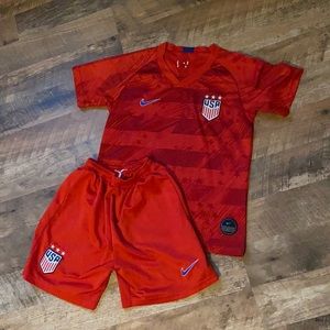 Youth USA soccer kit.